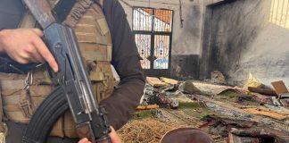 Siria, attacco a moschea di Homs: almeno 8 morti