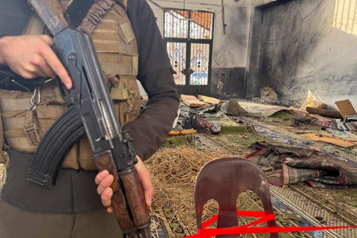 homs_attacco_moschea4_afp