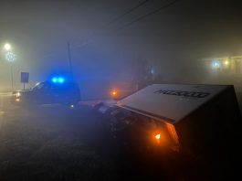 Quistello, furgoncino nel fossato: 28enne estratto dai vigili del fuoco