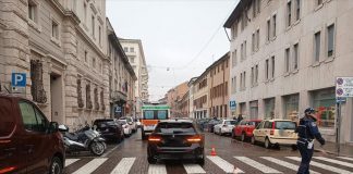 Investimento in centro a Mantova, ferita una 66enne trasportata al Poma