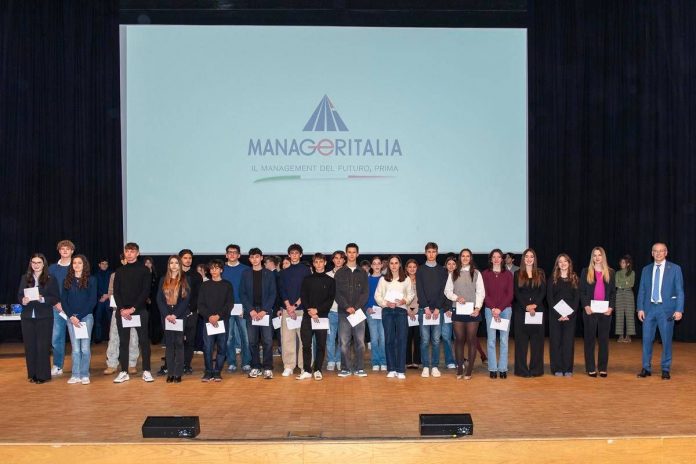 manageritalia_veneto_studenti_premiati_comm