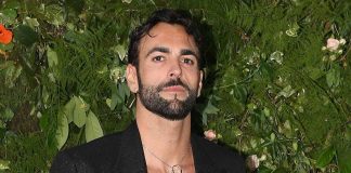 Mengoni versione Grinch, la confessione sui social: “Mi fa schifo il Natale”