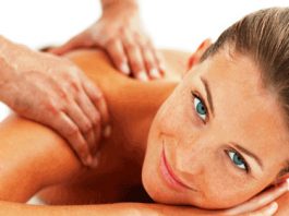 Che cos’è il massaggio a percussione, come funziona e a cosa serve