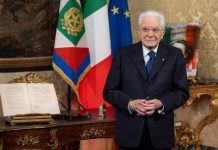 Il discorso di Mattarella: “Niente più forte della democrazia, ai giovani dico non rassegnatevi”
