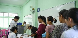 Myanmar, seggi aperti tra repressione e opposizione al bando: esclusa Suu Kyi