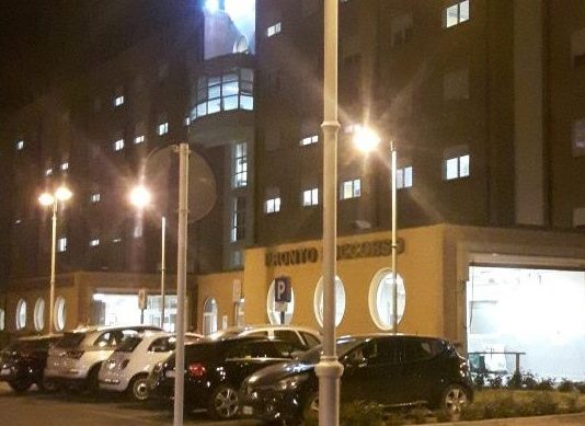 Caduta in bici e scontro auto-moto: pomeriggio di incidenti a Mantova. Tre feriti