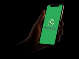 Come leggere i messaggi WhatsApp di tuo figlio online