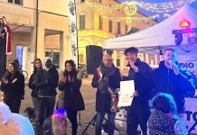 Viadana, grande successo per “Vetrine in Festa”: Caffè Centrale premiato dalla giuria del Sanfelice