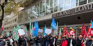 Accertamento invalidità, Carra al presidio: “Stop all’estensione della sperimentazione in Lombardia”