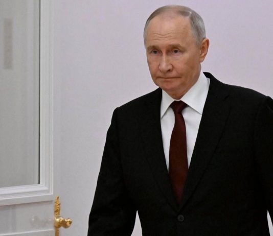 Ucraina-Russia, Putin e la guerra ‘inventata’: i report gonfiati illudono il Cremlino