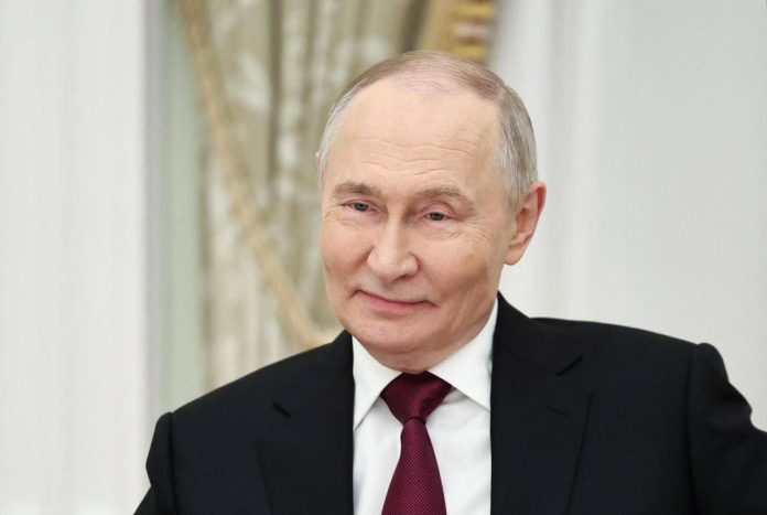 putin_sorrisetto_afp