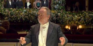 Scala, malore per il maestro Chailly: interrotta l’opera, pubblico a casa