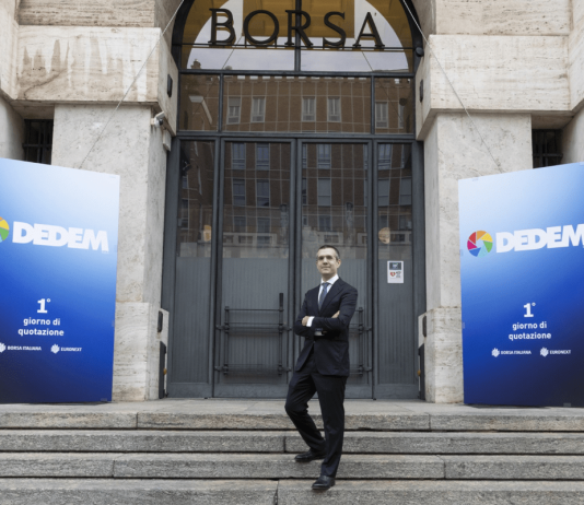 Dedem, le cabine fototessera? Diventano punti di servizio al cittadino