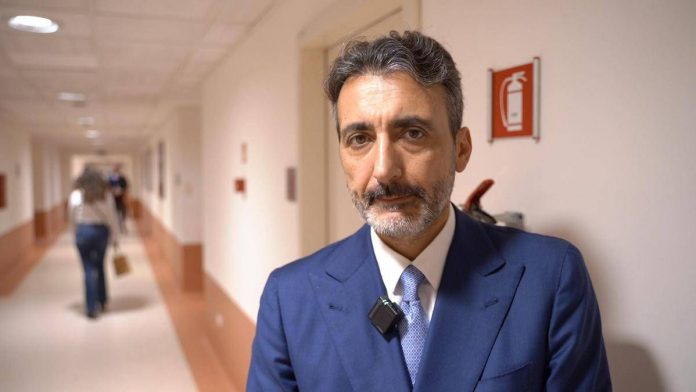 rocco_papalia_ucbm_comm