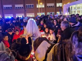La magia di Santa Lucia al Poma: regali e sorrisi per i bambini ricoverati