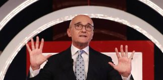 Codacons attacca: “Autosospensione Signorini non basta, Grande Fratello non deve andare in onda”