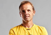 Malore per l’alpinista Simone Moro sull’Himalaya: “Ricoverato, ora sta meglio”