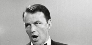 Frank Sinatra superdotato? Paul Anka e quelle volte insieme in sauna: ecco la verità