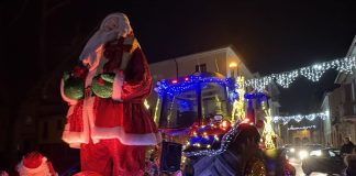 Magia di Natale a Borgo Mantovano: luci, musica e trattori addobbati a festa