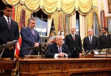 Ucraina-Russia, Trump: “Basta giochi, si rischia terza guerra mondiale”