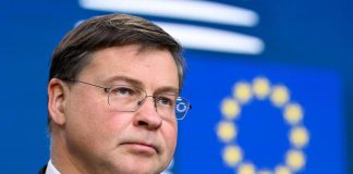 Oro di Bankitalia allo Stato, Dombrovskis: “Una mossa di questo tipo non riduce il debito”