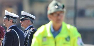 Firenze, trovato cadavere in un baule in casa