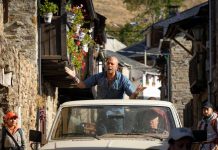 Zalone domina il botteghino: altri 8 milioni a Santo Stefano e ‘Buen Camino’ supera i 13,5 milioni