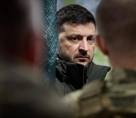 Ucraina, Zelensky: “Passi avanti con Usa”. Risposta della Russia rimane rebus