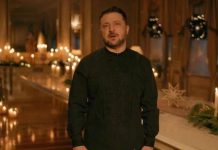 Zelensky, il messaggio di Natale: ‘Possa morire’, la frase (su Putin?) fa discutere