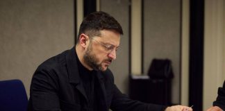 Ucraina-Russia, oggi a Berlino nuovo round per la pace: Zelensky pronto a rinunce