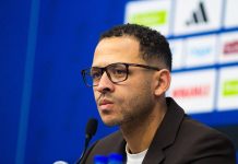 Rosenior nuovo allenatore del Chelsea, contratto fino al 2032