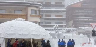 La vicesindaca di Crans Montana “Chiediamo scusa per le mancanze sui controlli”