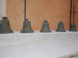 Nuovo campanile a Bondanello, restano le polemiche sulla perdita delle “voci antiche”
