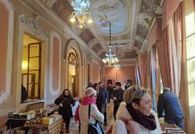 Villa Mirra accoglie migliaia di visitatori: successo per “Libri Sotto i Portici”