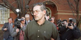 È morto in carcere Ames, l’ex agente Cia spia di Mosca: consegnò ai russi 10 agenti americani