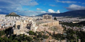 Grecia, voli sospesi in tutto il Paese per guasto a sistema di controllo