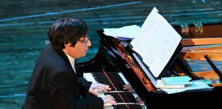 Iran, il pianista Bahrami: “Trump punta ai nostri soldi, altro che diritti umani”