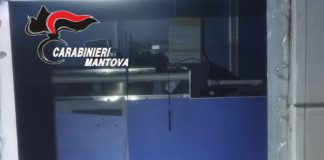 Ceresara, fanno saltare il bancomat e fuggono con banconote macchiate per 30mila euro