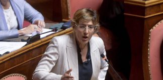 Violenza sulle donne, ecco testo base Bongiorno: non c’è ‘consenso’ e arriva ‘freezing’, pene più alte