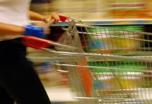 Inflazione, Istat: a dicembre prezzi su dell’1,2% annuo e carrello della spesa +2,2%