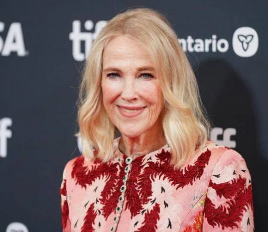 Addio a Catherine O’Hara, l’attrice di ‘Mamma ho perso l’aereo’ aveva 71 anni