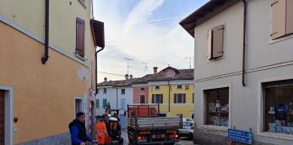 Cavriana, perdita d’acqua tra via Solferino e via Porta Antica: traffico deviato