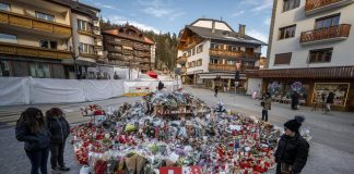 Italia in lutto per le vittime di Crans-Montana, oggi funerali di 5 dei 6 giovani morti