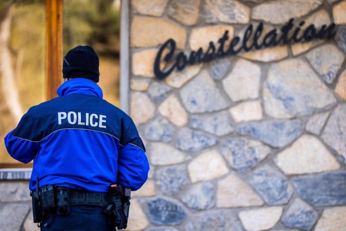 crans_montana_locale_constellation_polizia_afp