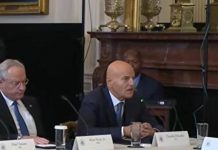 Descalzi: “Eni è pronta a investire in Venezuela e a lavorare con le compagnie Usa”