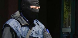 Mandato di arresto internazionale e documenti falsi, misura cautelare per 36enne russo a Bologna
