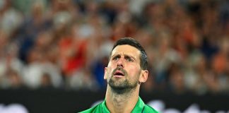 Djokovic si prende un warning e litiga con l’arbitro: “Stavo cercando il mio cappello”