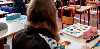Palermo, la scuola è senza riscaldamento: un’alunna si sente male