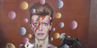 Dieci anni senza David Bowie, l’eredità immortale del Duca Bianco