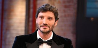 Lutto per Stefano De Martino: è morto il padre Enrico, il suo primo maestro